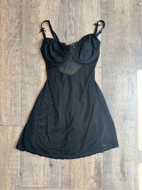 Victorias Secret Vintage 90s-2000s Black Slip Dress